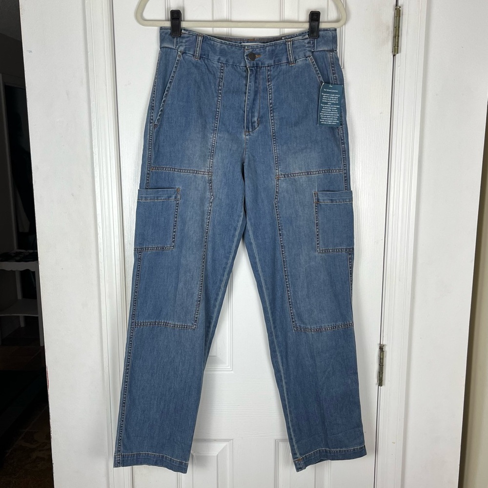 NWT Coldwater Creek Comfort Waist Seamed Patch Pocket Cargo Jean Pant